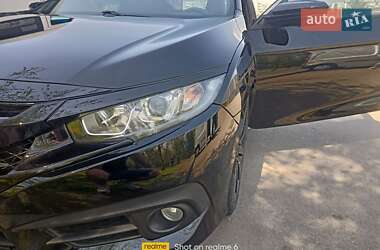 Хетчбек Honda Civic 2018 в 