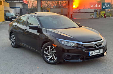 Седан Honda Civic 2016 в 