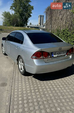 Хэтчбек Honda Civic 2007 в 