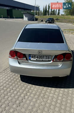 Хэтчбек Honda Civic 2007 в 