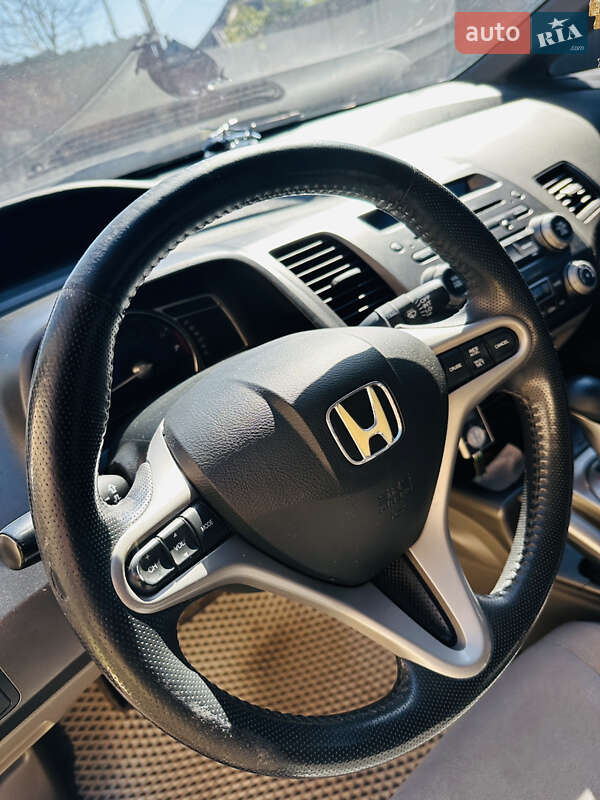Седан Honda Civic 2006 в Кривому Розі