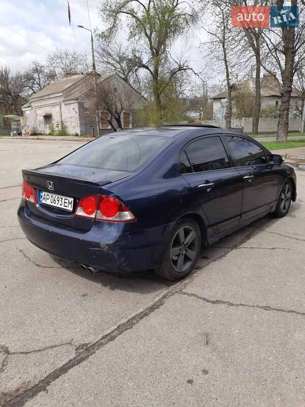 Седан Honda Civic 2007 в Запорожье