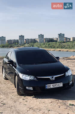 Седан Honda Civic 2007 в Кривом Роге