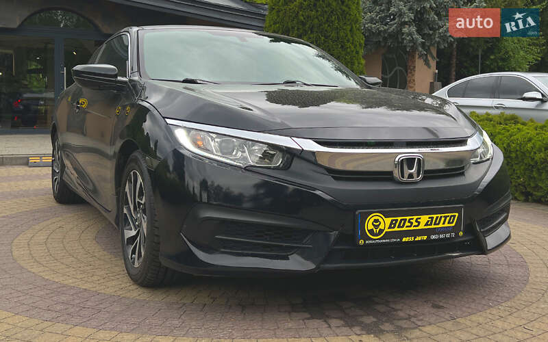 Купе Honda Civic 2016 в Львове