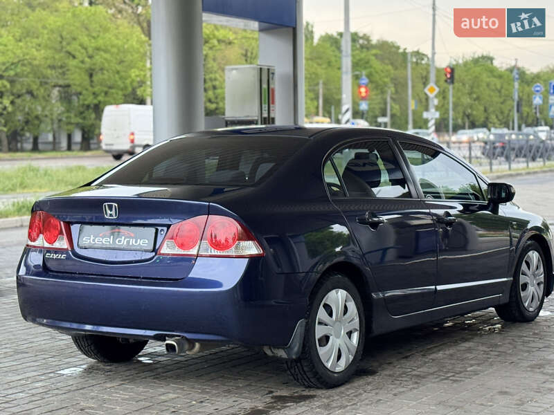 Седан Honda Civic 2008 в Миколаєві