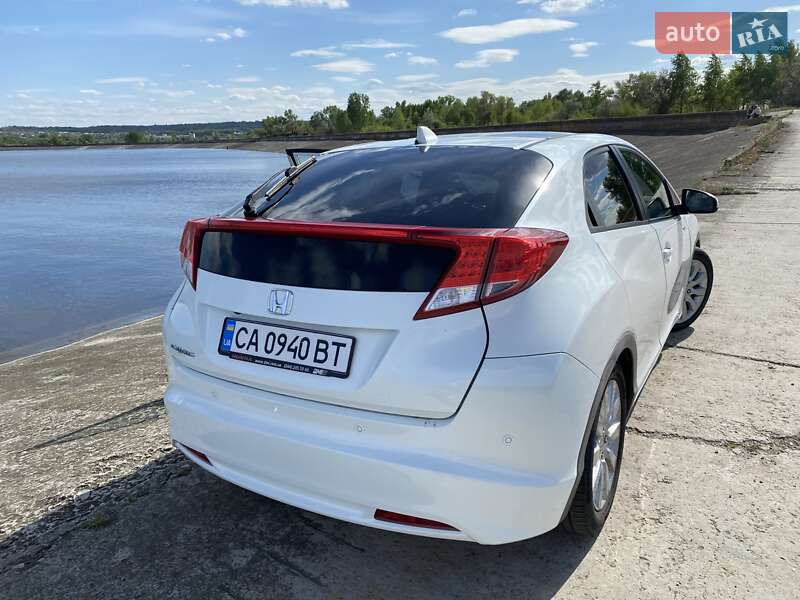 Хэтчбек Honda Civic 2012 в Каневе