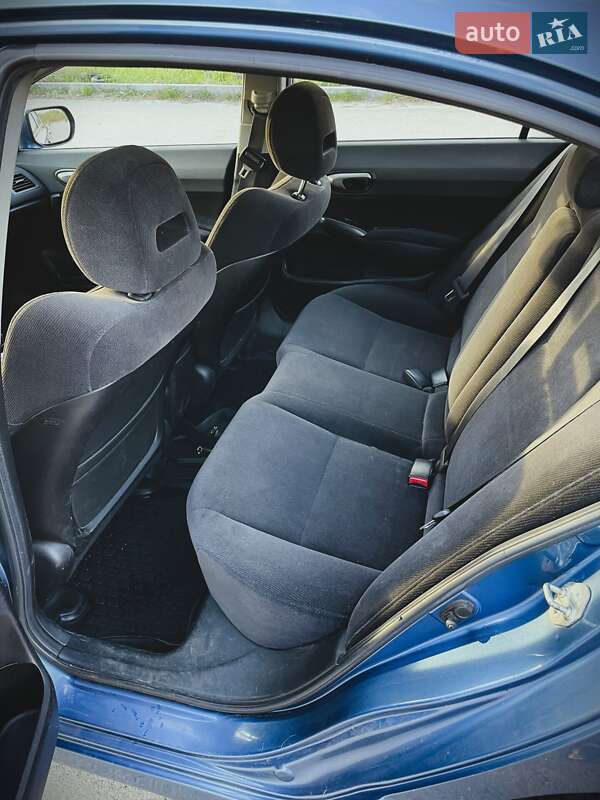 Седан Honda Civic 2007 в Киеве