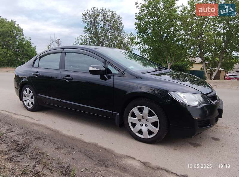 Седан Honda Civic 2007 в Первомайську