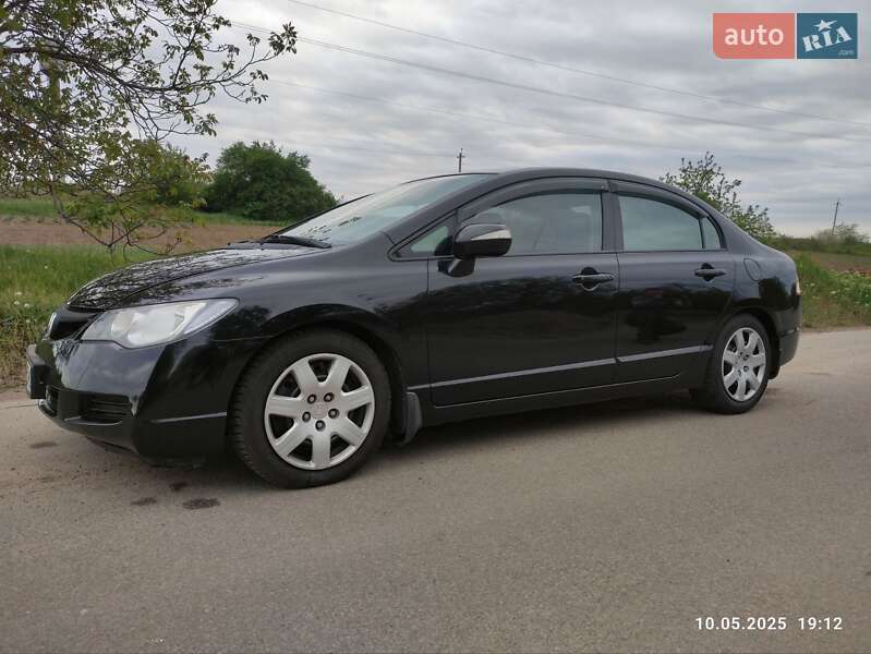 Седан Honda Civic 2007 в Первомайську