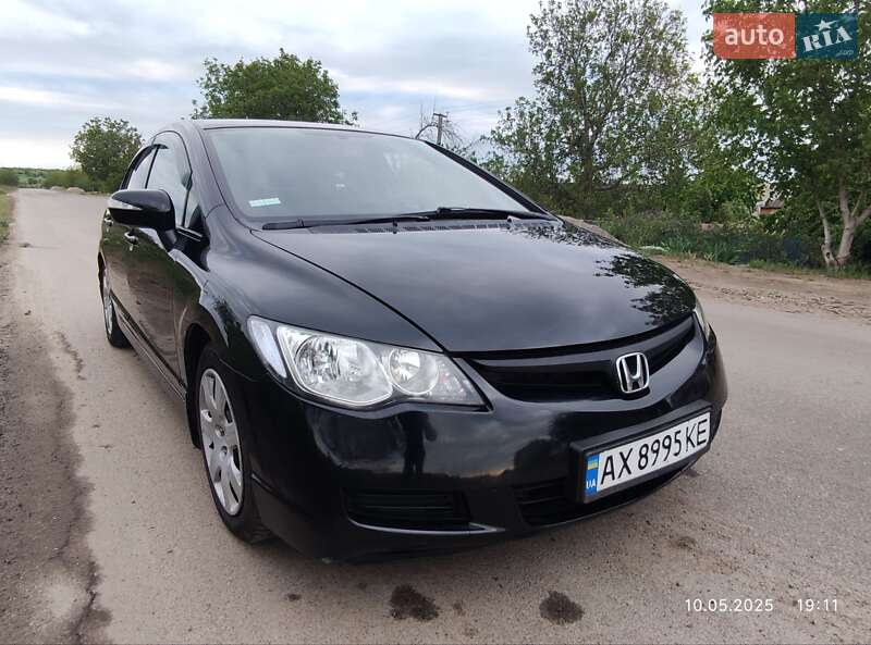 Седан Honda Civic 2007 в Первомайську