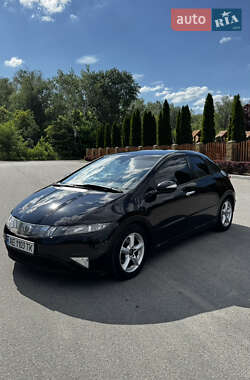 Хэтчбек Honda Civic 2008 в Днепре
