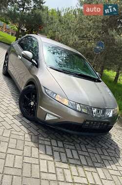 Хэтчбек Honda Civic 2008 в Дрогобыче