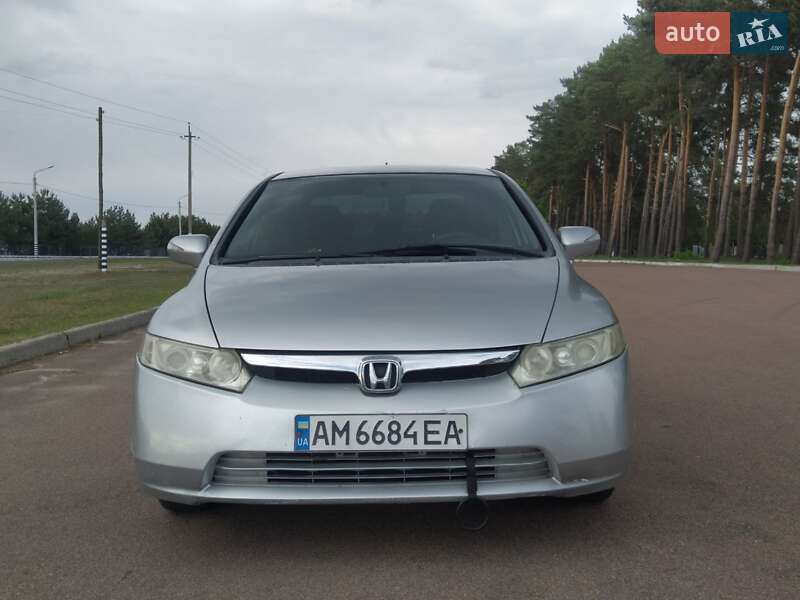 Седан Honda Civic 2006 в Житомире