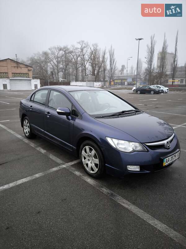 Седан Honda Civic 2008 в Киеве