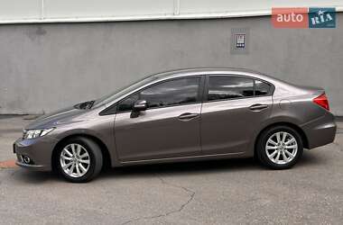 Седан Honda Civic 2012 в 