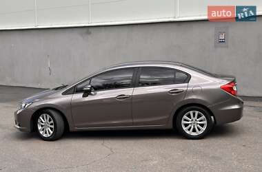 Седан Honda Civic 2012 в 