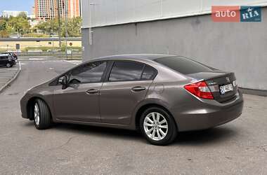 Седан Honda Civic 2012 в 