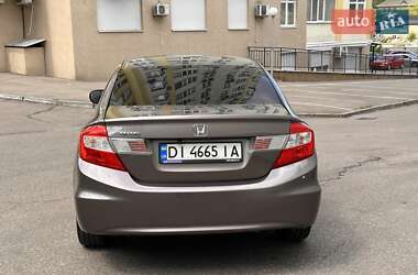 Седан Honda Civic 2012 в 