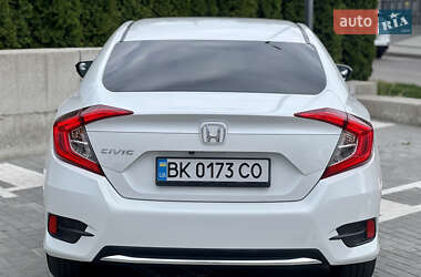 Седан Honda Civic 2018 в 