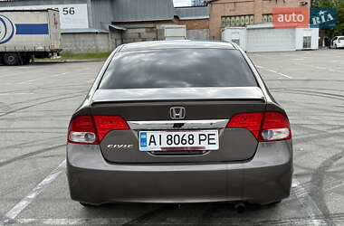 Седан Honda Civic 2010 в 