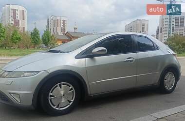 Хетчбек Honda Civic 2006 в Вишневому