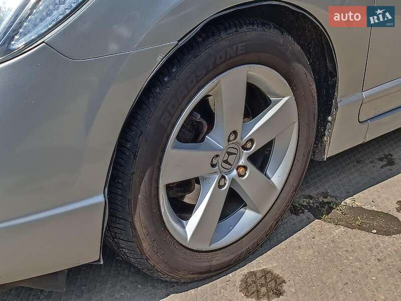 Седан Honda Civic 2008 в Харькове