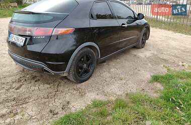 Хэтчбек Honda Civic 2007 в 