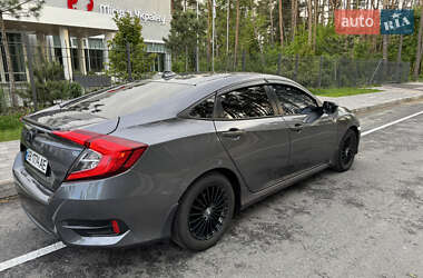 Седан Honda Civic 2017 в 