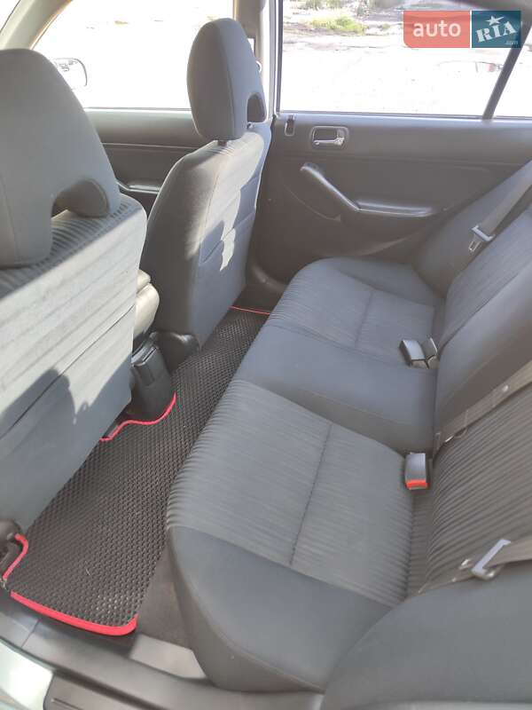 Седан Honda Civic 2004 в Запоріжжі