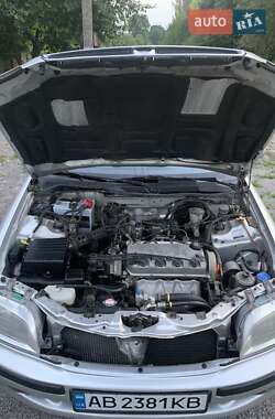 Хетчбек Honda Civic 2000 в 