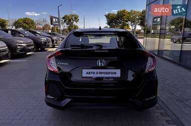 Хэтчбек Honda Civic 2019 в 