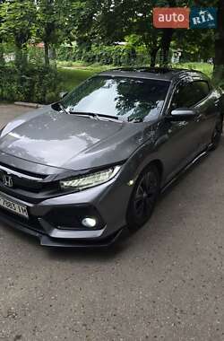 Хэтчбек Honda Civic 2019 в 