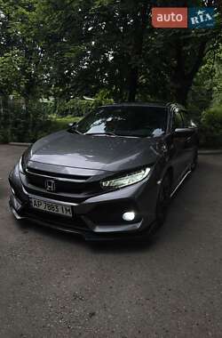 Хэтчбек Honda Civic 2019 в 