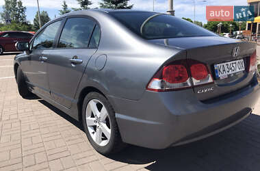 Седан Honda Civic 2009 в 