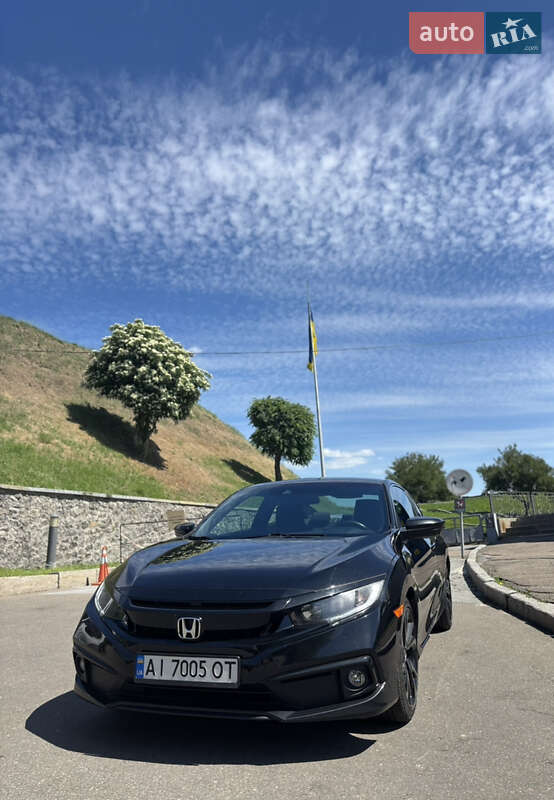 Купе Honda Civic 2018 в 