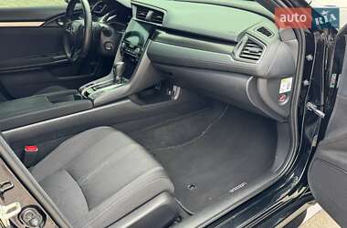 Хэтчбек Honda Civic 2018 в 