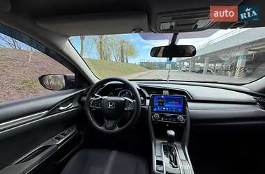 Седан Honda Civic 2016 в 