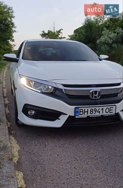 Седан Honda Civic 2017 в 