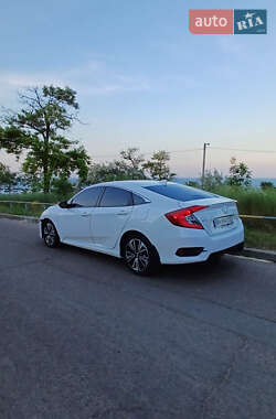 Седан Honda Civic 2017 в 