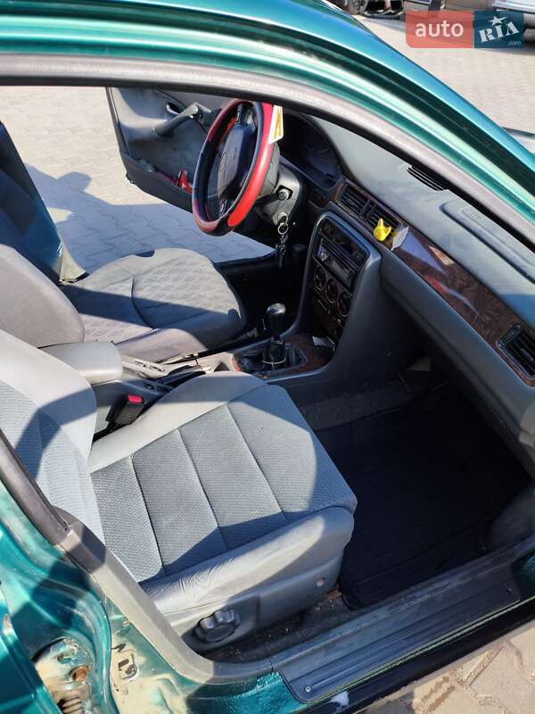 Лифтбек Honda Civic 1995 в Виннице