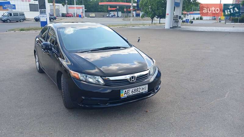 Седан Honda Civic 2012 в Дніпрі