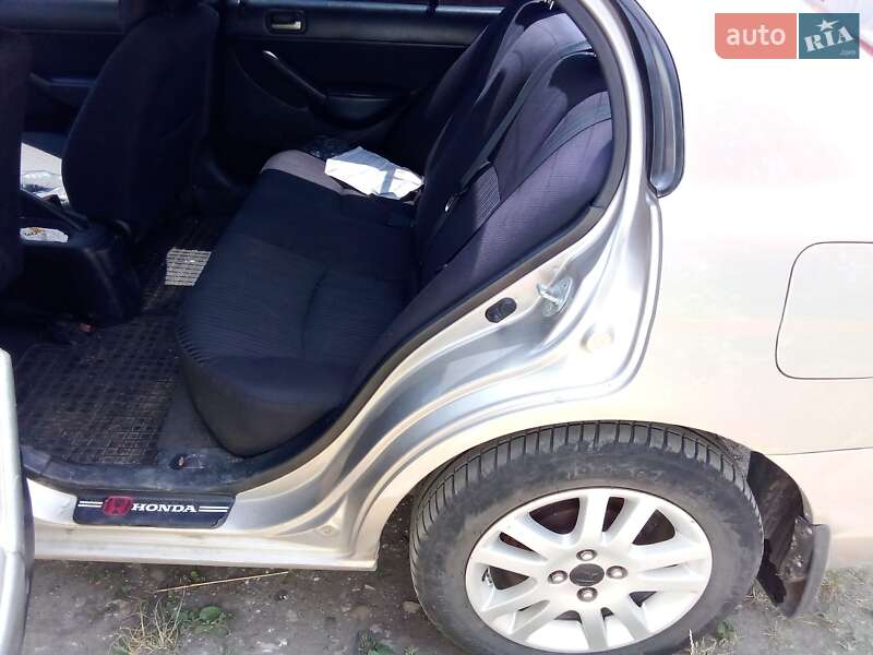 Седан Honda Civic 2001 в Ивано-Франковске