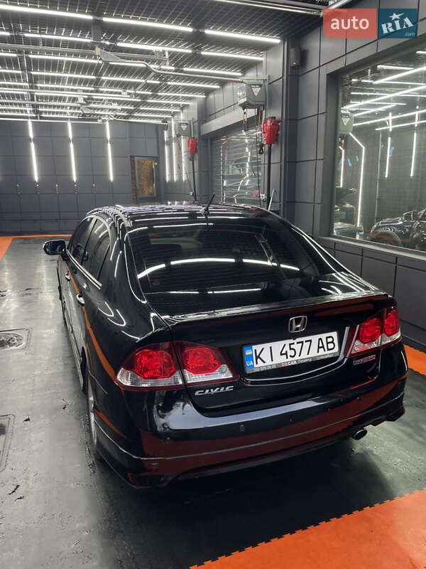 Седан Honda Civic 2010 в Києві
