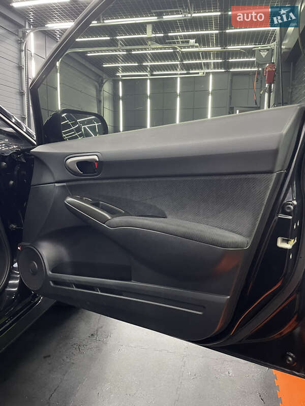 Седан Honda Civic 2010 в Києві