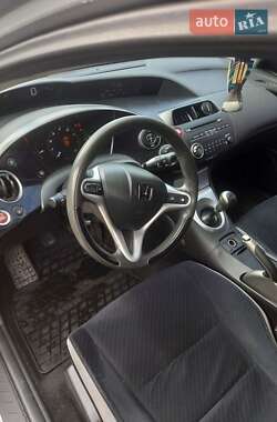 Хэтчбек Honda Civic 2007 в 