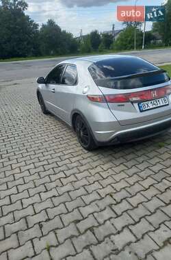 Хэтчбек Honda Civic 2007 в 
