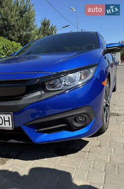 Купе Honda Civic 2016 в 