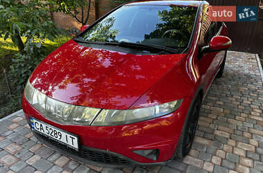 Хэтчбек Honda Civic 2006 в Черкассах