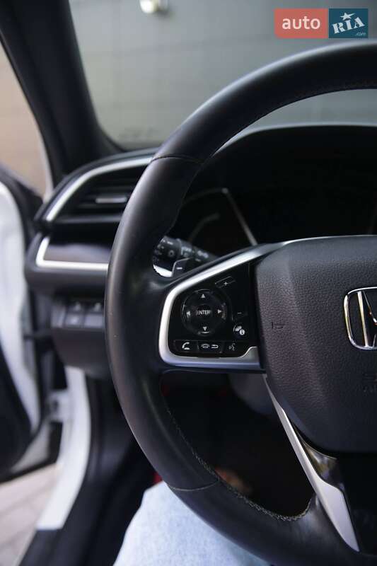 Седан Honda Civic 2019 в Славянске