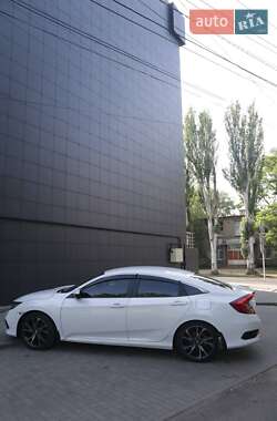Седан Honda Civic 2019 в 